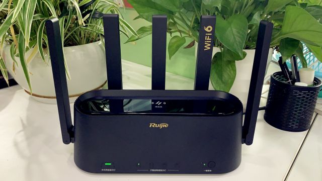 自己在家就可以轻松打造全屋Wi-Fi，锐捷蜂⻦旗舰⼦⺟套装路由器