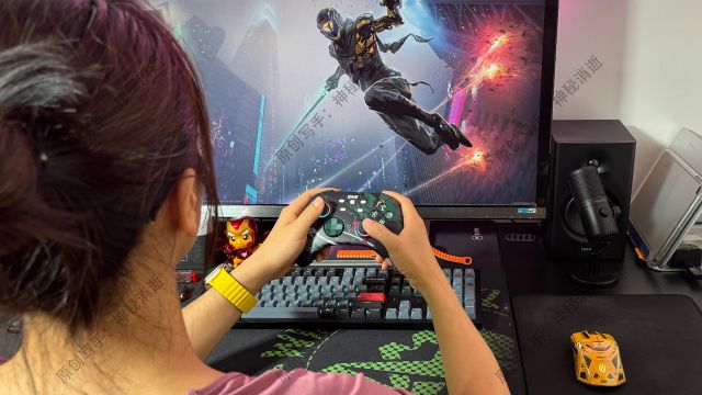 良值×海贼王·索隆手柄，双霍尔顺滑精准，联合主题的诚意之作