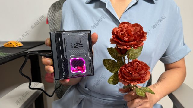 氘锋全能充150W，可视光轮能量，引领万物智慧闪充