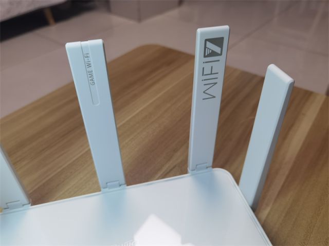 WIFI 7已飞入寻常百姓家，锐捷雪豹BE50 电竞路由器带来飞一般的感觉