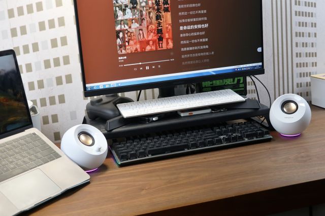小小身材 澎湃声音——创新科技（CREATIVAE）Pebble SE电脑音箱体验