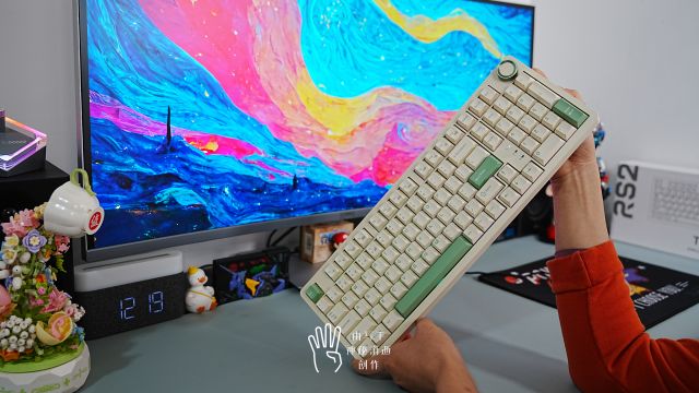 文能编程，武能码字打游戏-贱驴RS2 4.0三模机械键盘体验分享