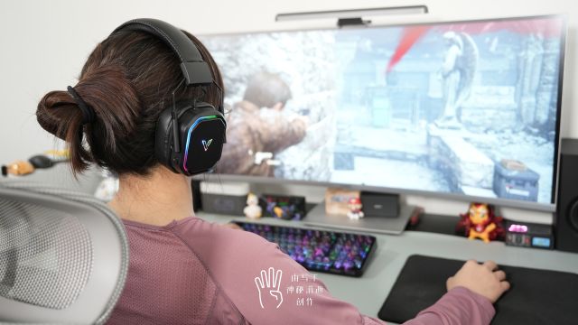 炫彩镜面RGB加持，双音腔灵敏听声辨位-雷柏VH850三模无线游戏耳机使用体验分享