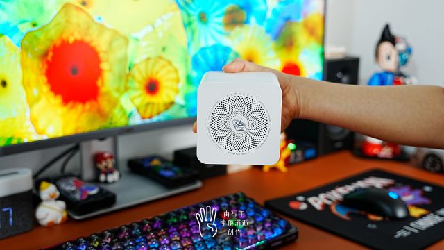 全闪6盘位NAS新物种，零刻ME mini主机测评拆解篇