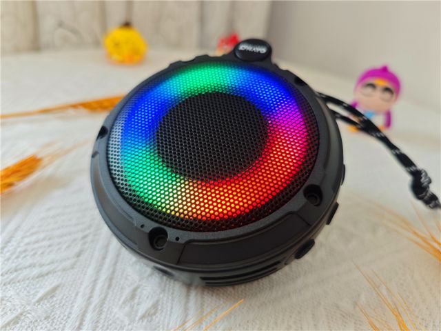 雷登S3小巧便携，多种播放模式，户外活动的最佳音乐拍档