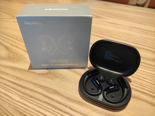 南卡OE Nova开放式耳机，舒适享受听觉盛宴